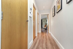 Chic Flat with Balcony in Merchant City