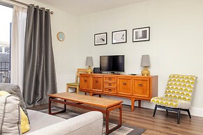 Chic Flat with Balcony in Merchant City