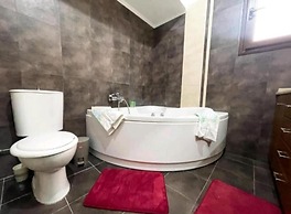 Villa Nostra- Cars Included