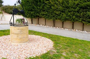 Villa Nostra- Cars Included