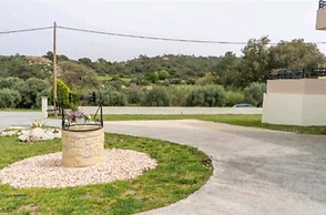 Villa Nostra- Cars Included