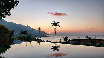 Garden Hill Resort & Spa