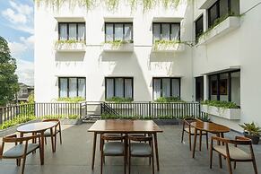 Svarnabumi Hotel