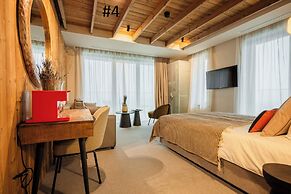 The Pines Bucegi Lodge