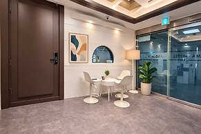 Aroma Hotel