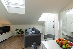 notaMi - Bright Attic M4 - 2 Bedrooms