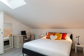 notaMi - Bright Attic M4 - 2 Bedrooms
