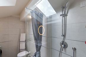 notaMi - Bright Attic M4 - 2 Bedrooms