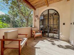 Boutique Condo w Private Pool in La Veleta