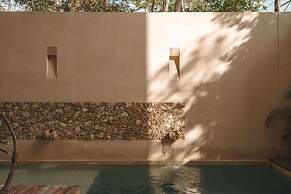 Boutique Condo w Private Pool in La Veleta
