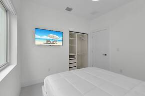 Azul Paradise - Waterfront - Heated Pool - Dock