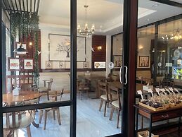 M3 Bangkok Bake & Bed