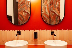 Ibis Budget Hotel Berlin Airport - Neueröffnung