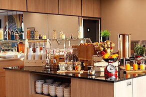 Ibis Hotel Berlin Airport - Neueröffnung