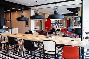 Ibis Hotel Berlin Airport - Neueröffnung