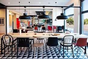 Ibis Hotel Berlin Airport - Neueröffnung