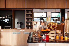 Ibis Hotel Berlin Airport - Neueröffnung