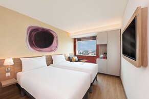 Ibis Mumbai Bkc