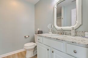 Walk to Shore: Multi-deck Townhome in Kure Beach!