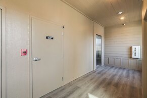 1 Mi to Dtwn Flagstaff: Condo w/ 2 Balconies!