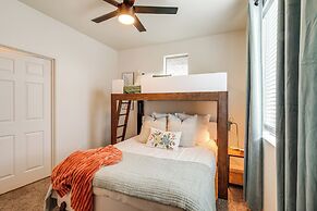 1 Mi to Dtwn Flagstaff: Condo w/ 2 Balconies!