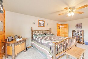 Indoor Pool & Games: 'box Canyon Lodge' in Hermosa