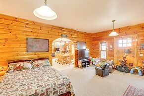 Indoor Pool & Games: 'box Canyon Lodge' in Hermosa