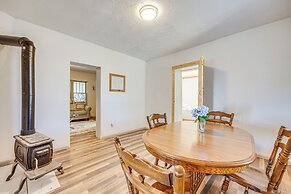 Mountain Views: Peaceful Aguilar Getaway!