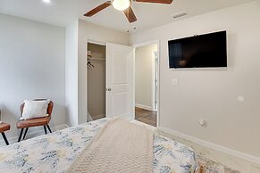 2 Mi to Ocean: Daytona Beach Hideaway!