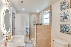 2 Mi to Ocean: Daytona Beach Hideaway!