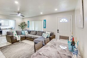 2 Mi to Ocean: Daytona Beach Hideaway!