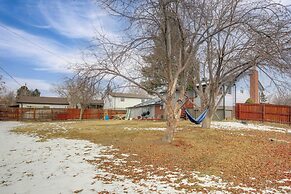 12 Mi to Dtwn Denver: Home w/ Fenced Backyard!