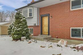 12 Mi to Dtwn Denver: Home w/ Fenced Backyard!