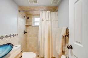 12 Mi to Dtwn Denver: Home w/ Fenced Backyard!