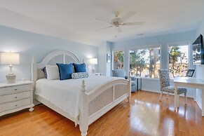 Waterfront Villa on Dataw Island: Deck w/ a View!
