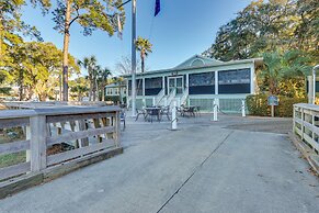 Waterfront Villa on Dataw Island: Deck w/ a View!