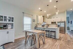 1 Mi to Dtwn: Pet-friendly Pensacola Getaway!