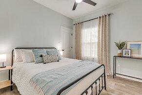 1 Mi to Dtwn: Pet-friendly Pensacola Getaway!