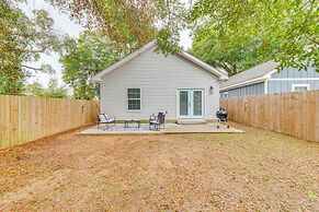 1 Mi to Dtwn: Pet-friendly Pensacola Getaway!