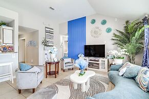 Swim & Unwind: Pet-friendly Home in Spring!