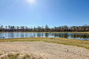 Swim & Unwind: Pet-friendly Home in Spring!