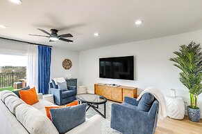 Balconies & Views: Modern Abode in Poway!