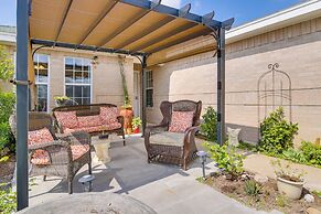 11 Mi to Isla Blanca Beach: Townhome w/ Lake Views