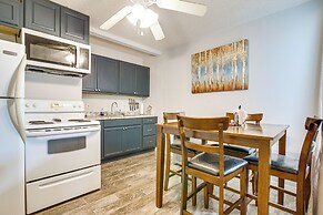 11 Mi to Isla Blanca Beach: Townhome w/ Lake Views