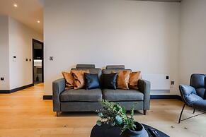 Marron Suite 2BR City Walks