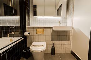 Marron Suite 2BR City Walks