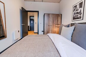 Marron Suite 2BR City Walks