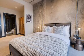 Marron Suite 2BR City Walks