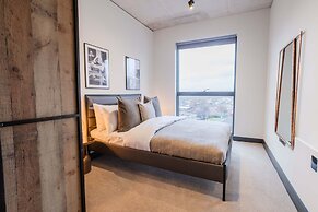 Marron Suite 2BR City Walks