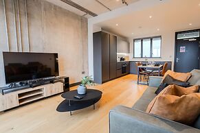 Marron Suite 2BR City Walks